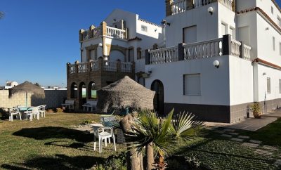 Casa, duplex  de tres dormitorios a 100m de la playa en el Palmar